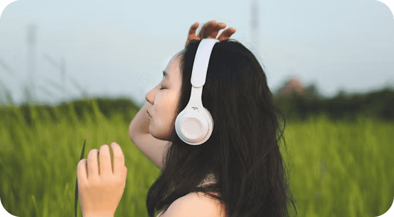 Earth.fm unique features